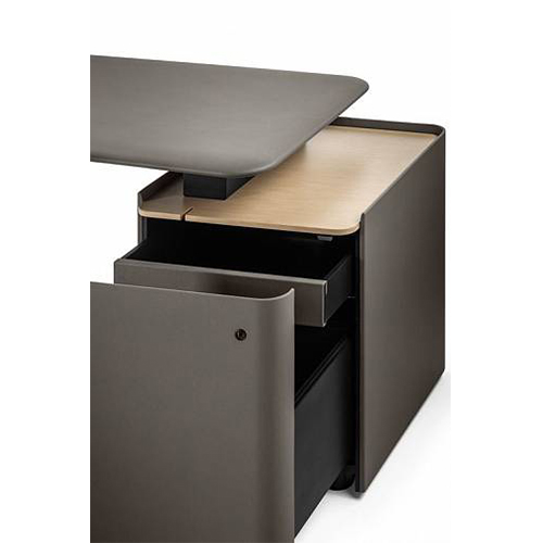 Tables Poltrona Frau Trust Desk